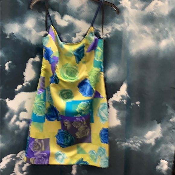 JS Collection Dress With A Shaw Look At Pictures - Picture 3 of 8